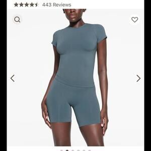 skims soft smoothing tshirt